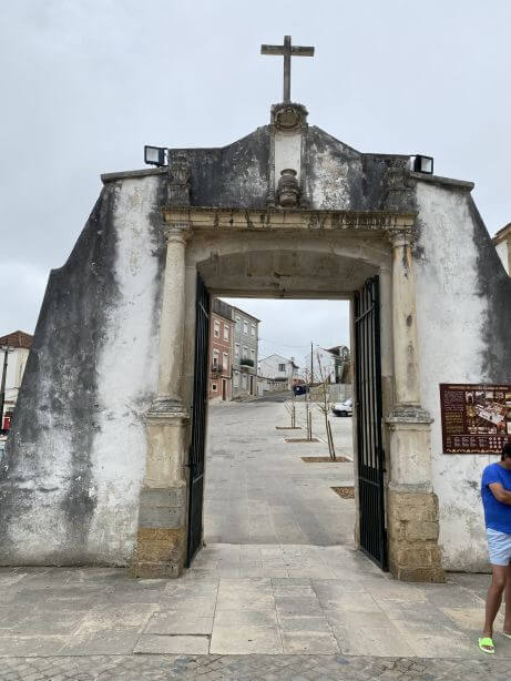 Stadswandeling Coimbra Santa Clara toegansgspoort klooster